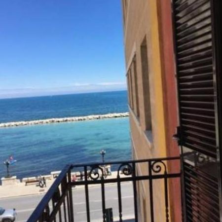 Mariantomare Casa Vacanze Monolocale Lungomare Bari Exterior foto