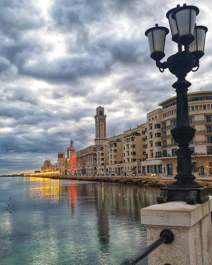 Mariantomare Casa Vacanze Monolocale Lungomare Bari Exterior foto
